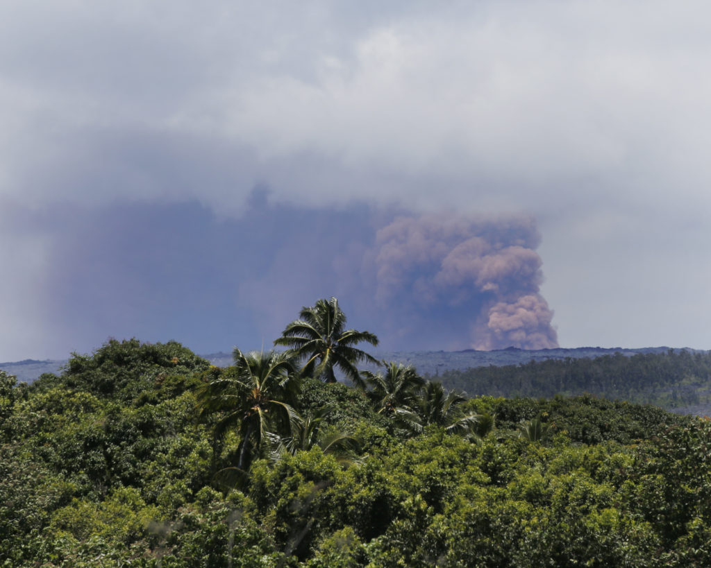 Kilauea volcano erupts, Friday, May 4, 2018, in Kalapana, HI. (AP Photo/Marco Garcia)
